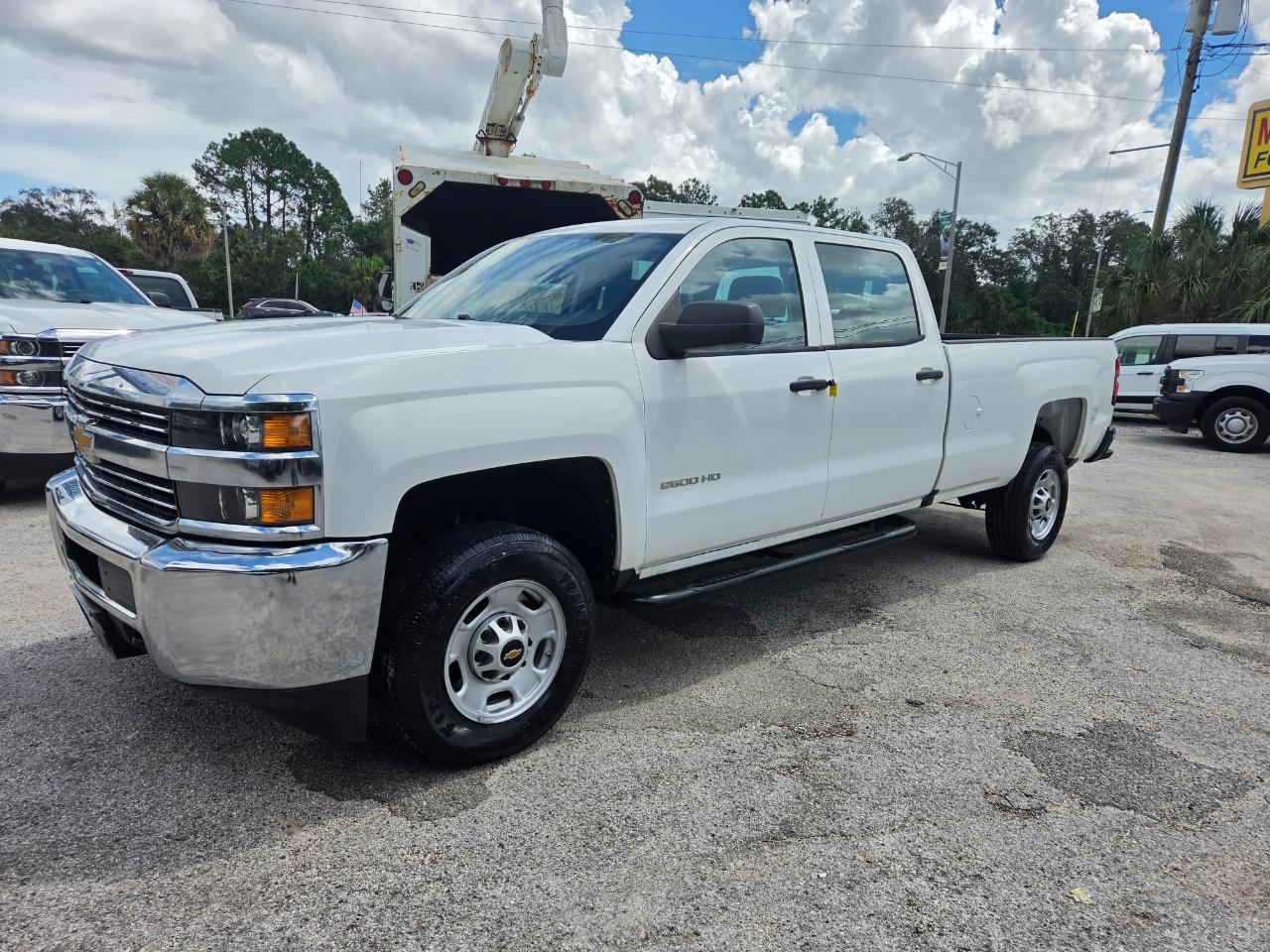 chevrolet silverado 2500hd 2018 1GC1CUEG2JF258902 image chevrolet silverado 2500hd 2018 1GC1CUEG2JF258902 image